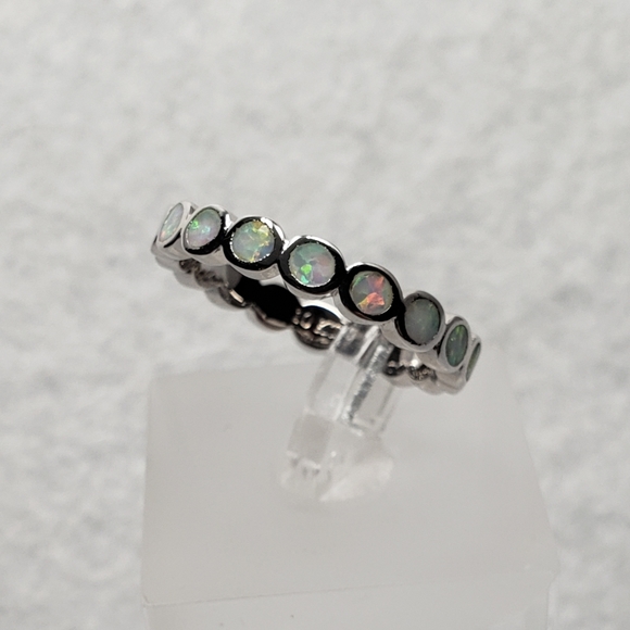 10k Opal Eternity Band - Picture 2 of 9